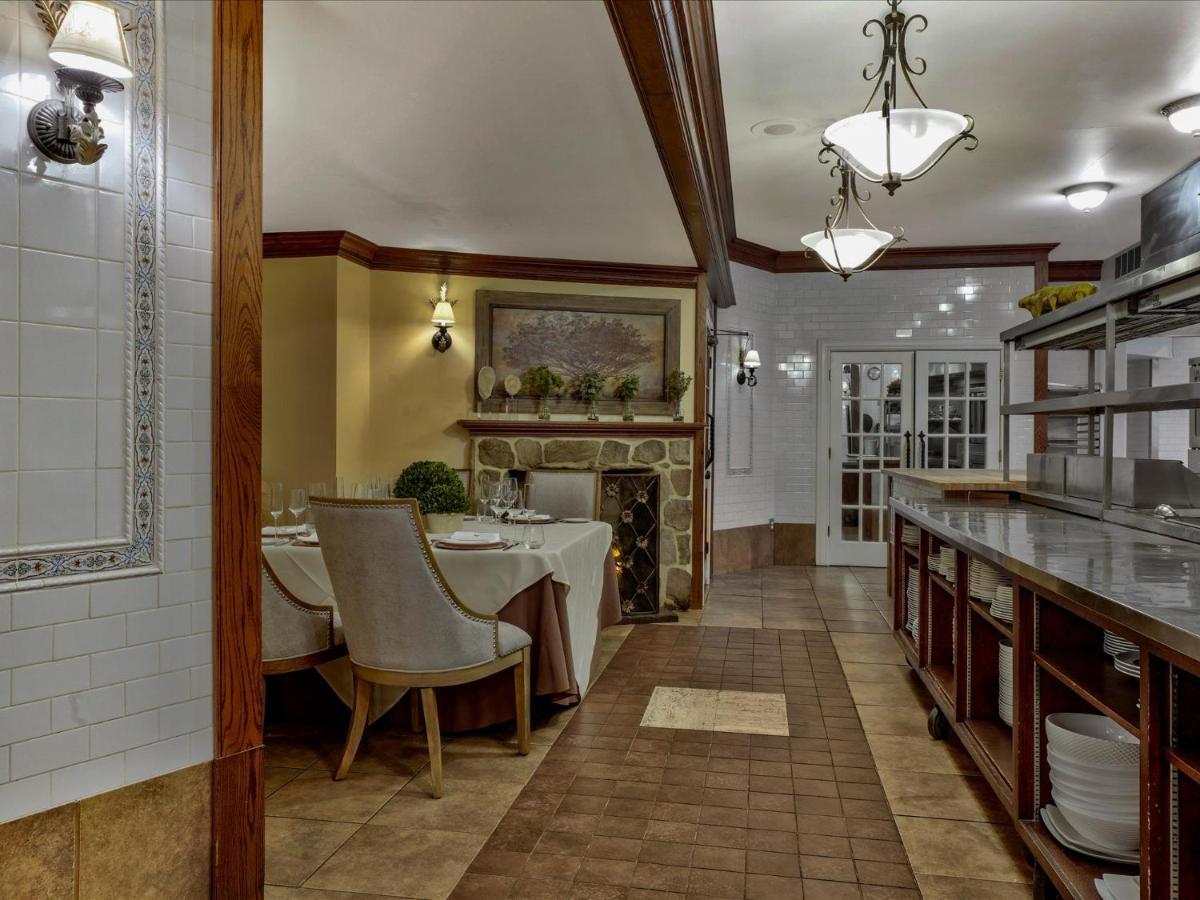 The Inn At Leola Village, A Historic Hotel Of America Extérieur photo